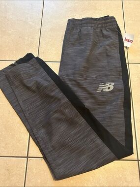 New Balance Men’s Gray Heather Joggers with Black Side Panels